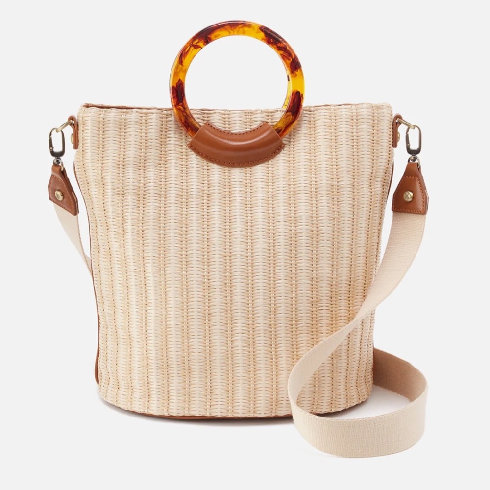 ✨Sold✨HOBO International Sheila Bucket Bag/Crossbody in Natural Straw NWOT